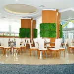 Hotel Marina Palace, Affiliated By Melia (adults Only)