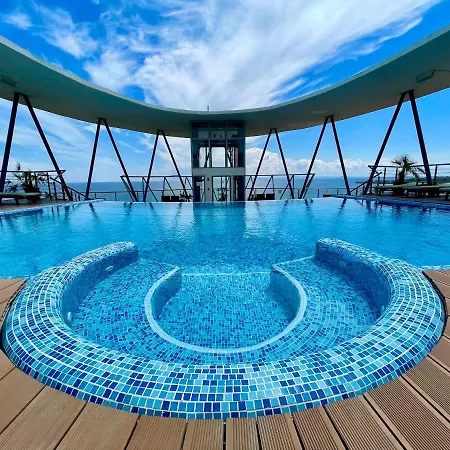 Sol Marina Palace (adults Only) ホテル 4*