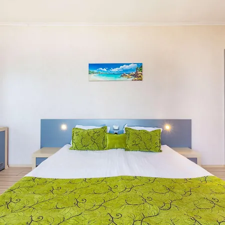 Sol Marina Palace (adults Only) ホテル