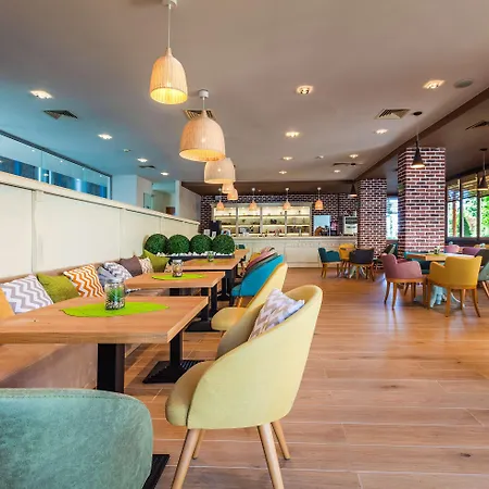Sol Marina Palace (adults Only) 4* ネセバル
