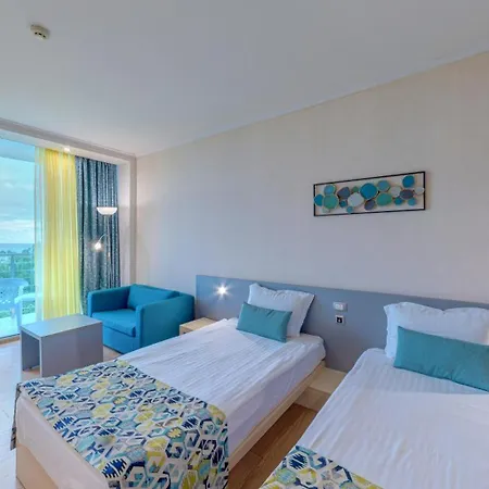 ホテル Sol Marina Palace (adults Only) 4*