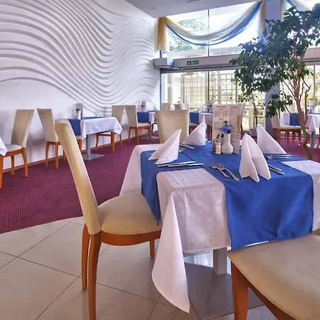 Marina Palace, Affiliated By Meliá 4*