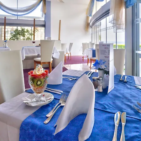 מלון Hotel Marina Palace, Affiliated By Melia, Adults Only & All Inclusive, Renovated