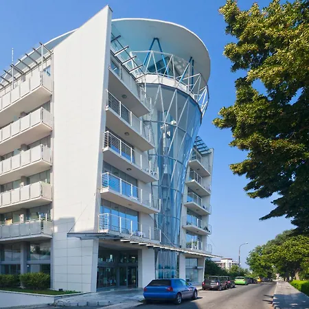 מלון Hotel Marina Palace, Affiliated By Melia, Adults Only & All Inclusive, Renovated 4*