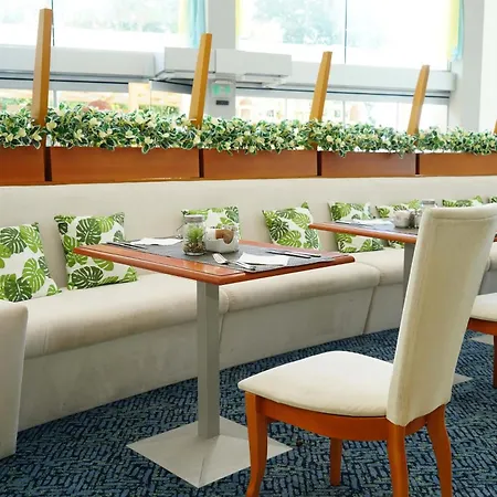 Marina Palace, Affiliated By Meliá Hotel