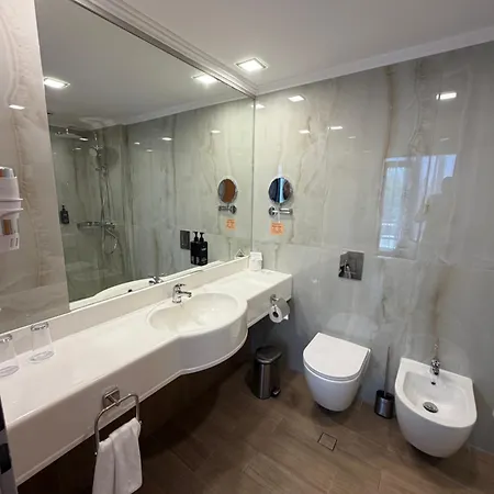 Отель Marina Palace, Affiliated By Melia, Adults Only & Inclusive, Renovated 4*