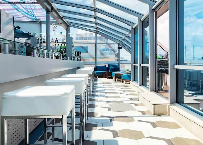 Marina Palace, Affiliated By Meliá 4*