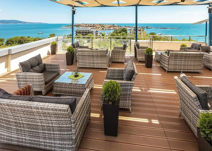 酒店 Marina Palace, Affiliated By Melia, Adults Only 内塞伯尔