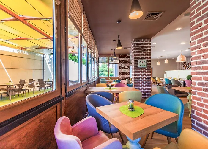 Marina Palace, Affiliated By Melia, Adults Only 酒店 4*